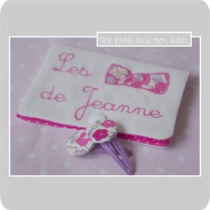 pochette-barrettes-personnalisée-Liberty-betsy bougainvillers pochette-barrettes-personnalisée-Liberty-betsy bougainvillers